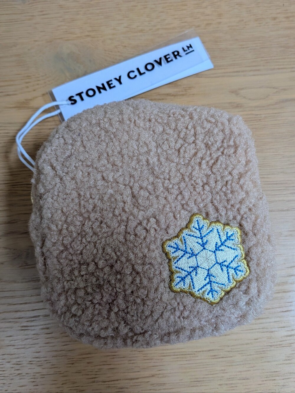 NWT Stoney Clover Lane Sherpa Mini Pouch Hazelnut Snowflake Winter Travel